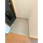 (玄関) (玄関)